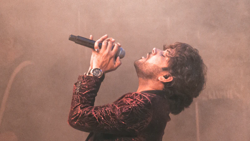 Kabir Singh performing on stage